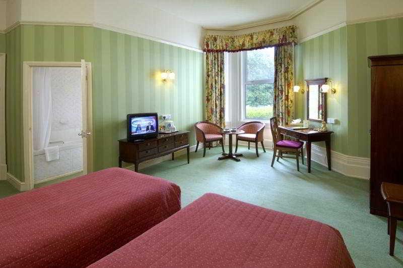 The Wessex Hotel Bournemouth Exterior photo